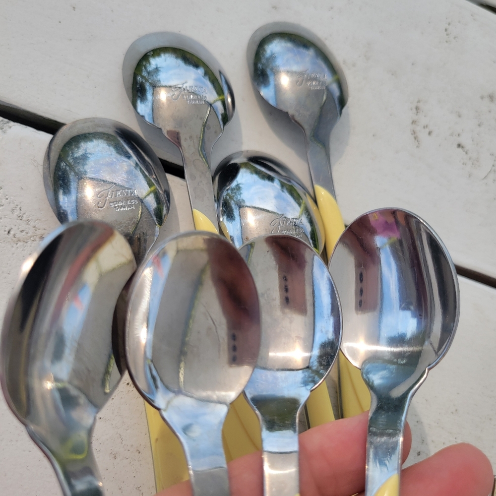 Fiesta Yellow Swirl Flatware 18pcs ~ Retired Item & Color ~ Fiestaware ~ Post-86 - Picture 13 of 16